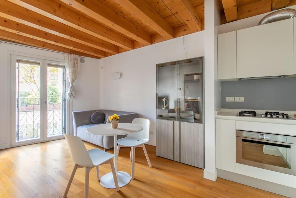 Maison Latino 7 By Welc Тревизо Экстерьер фото